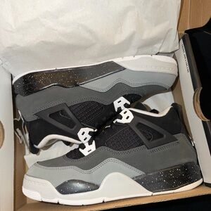 KIDS RETRO 4’s “Fear” BRAND NEW